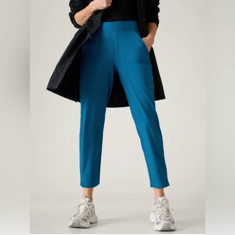 Athleta Blue Ankle Pants 12T